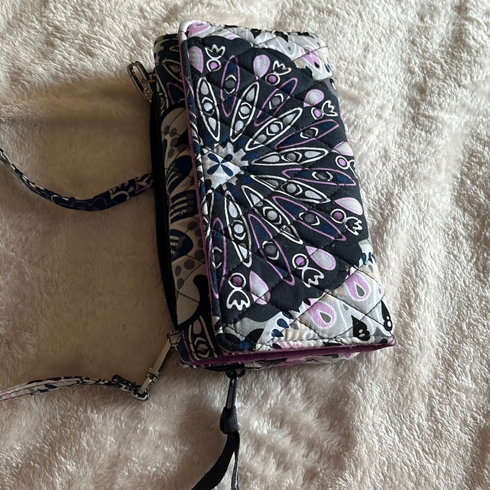 Vera Bradley wallet purse- used only a couple times